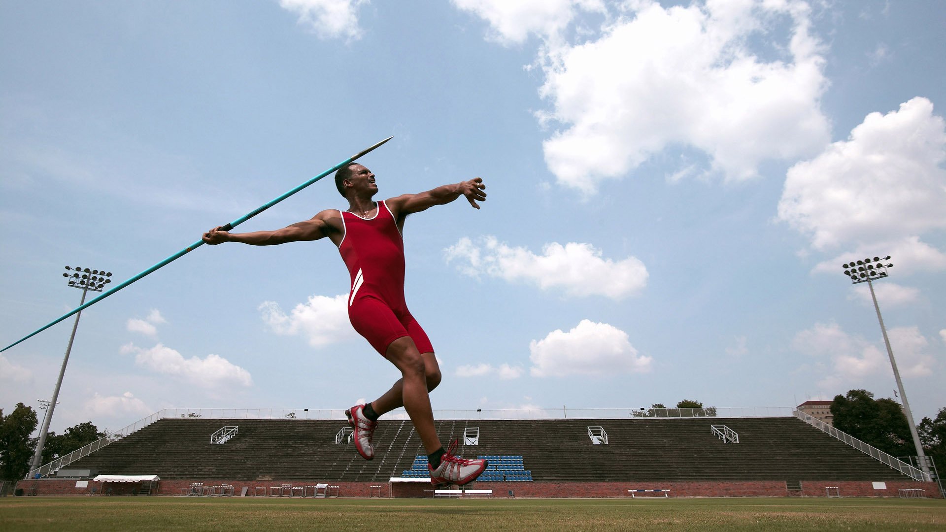 赛事现场直播突破传统,VR技术带来沉浸体验,vr直播解决方案